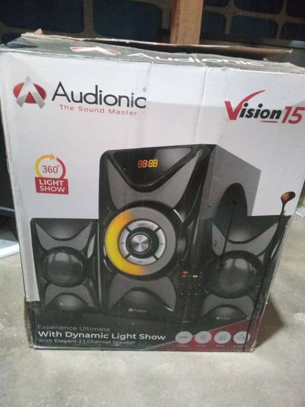 audionic vision 15 + speaker 0