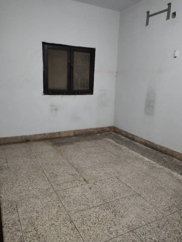 3 Bed 2 Washroom Portion Available For Rent Ground Floor 4