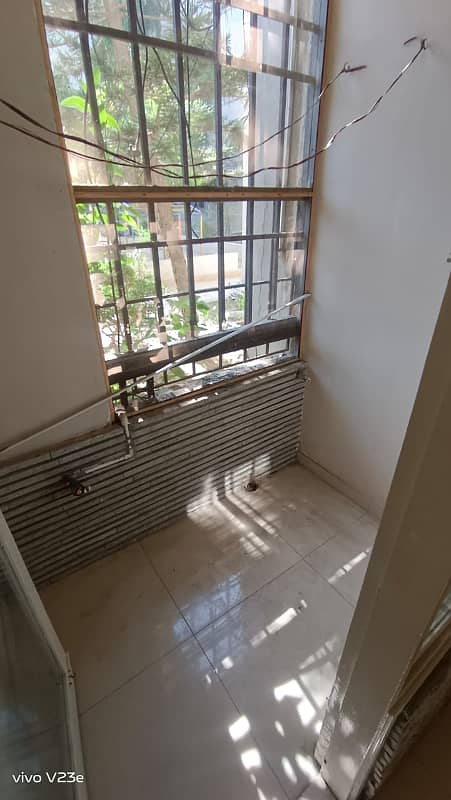 3 Bedroom Attached Bathroom Fully Renovated Tile Flooring grund Floor 16