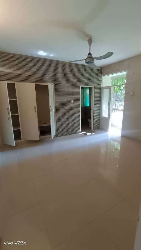 3 Bedroom Attached Bathroom Fully Renovated Tile Flooring grund Floor 21