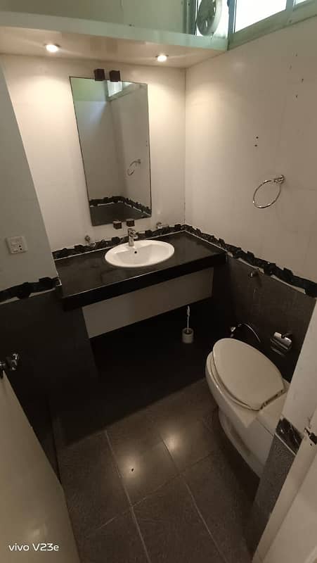 3 Bedroom Attached Bathroom Fully Renovated Tile Flooring grund Floor 26