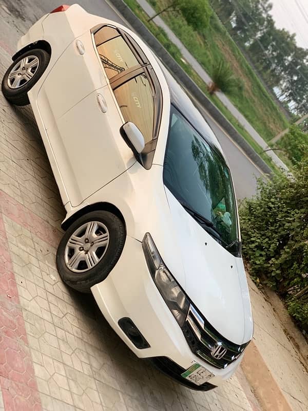 Honda City IVTEC 2016/2017 1