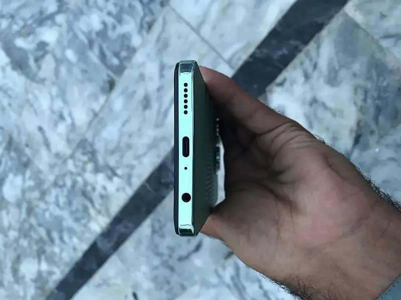 Tecno spark 20 Pro _ 3 weeks used _ 13 month warranty _ with box 4