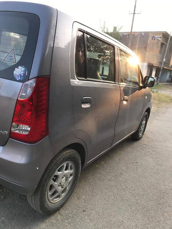 Suzuki Wagon R 2018 1