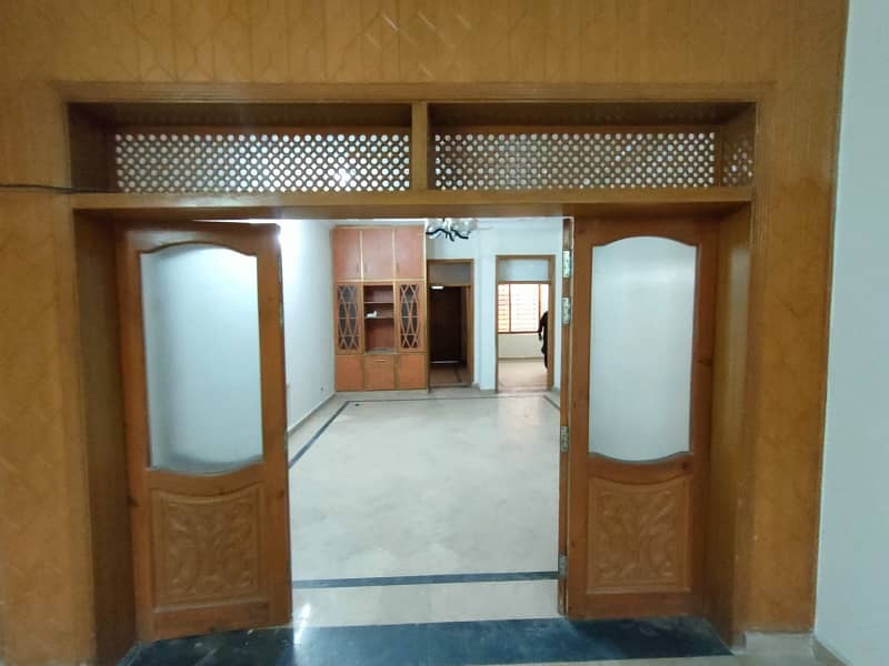 G-15 Ground Portion For Rent 7 Marla Near Markaz 0