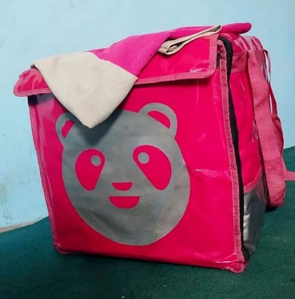 Food Panda Bag Or Shart  Only One Week USE 0