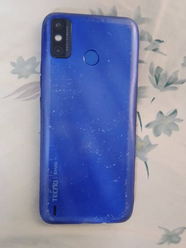 Tecno spark 6 go 2 32 phone in good condition 8