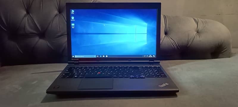 student offer !lenovo 15.6 dipslay i3 4th 8gb 128gb 5