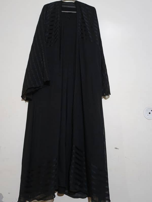 chifon abaya in new condition 3