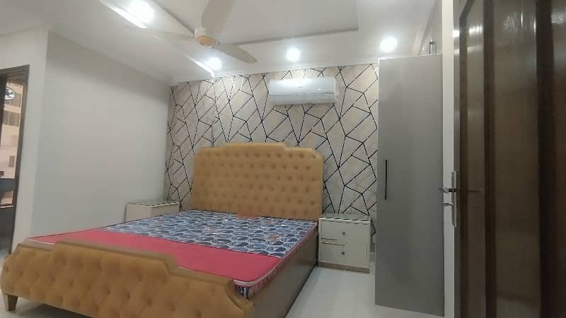 2 BEDROOM FULLY LUXURY FURNISH IDEAL LOCATION EXCELLENT FLAT FOR RENT IN SECTOR C BAHRIA TOWN LAHORE 12