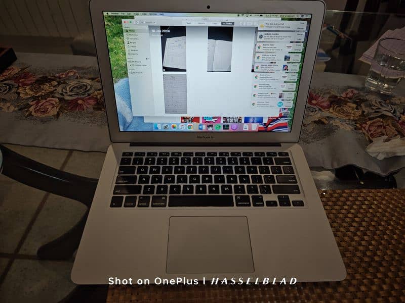 MacBook Air 2012 Model core i5 8GB 128 GB 2