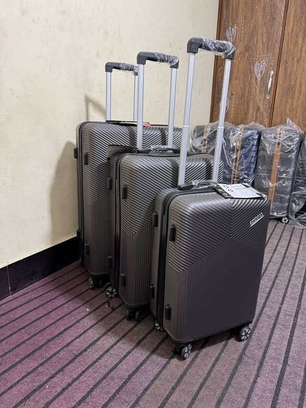 Luggage bags/ travel suitcases/ trolley bags/ travel trolley/ attachi 8