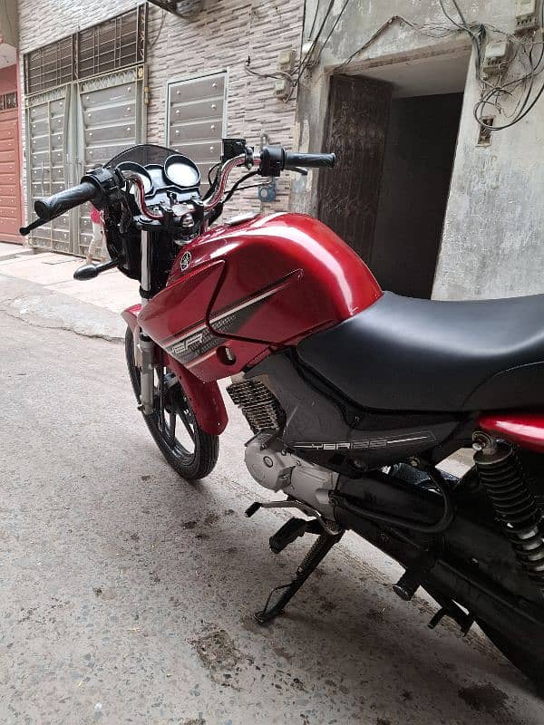 ybr 125 all ok lush condition 2016 model 2018 regiesterd 4