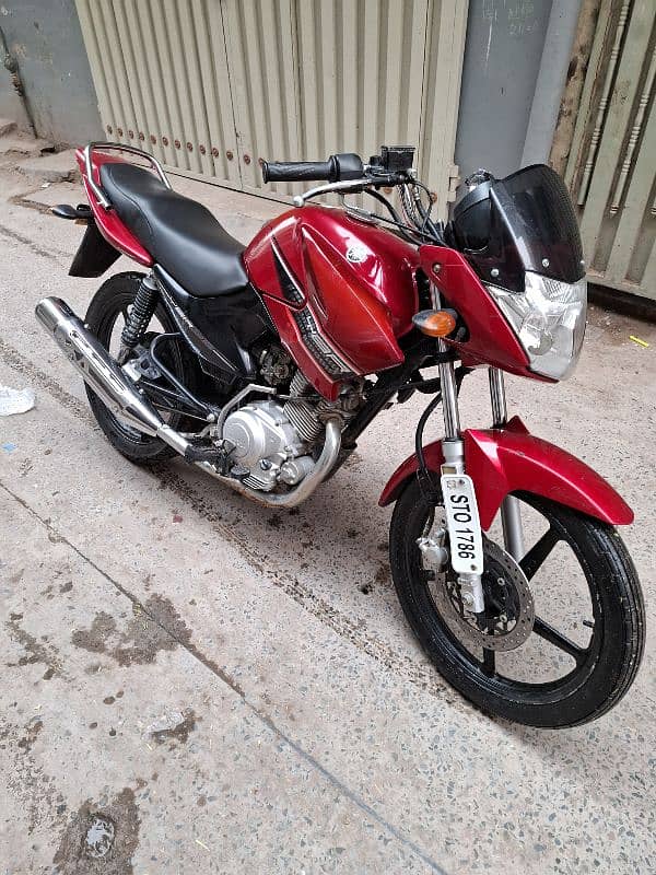 ybr 125 all ok lush condition 2016 model 2018 regiesterd 7