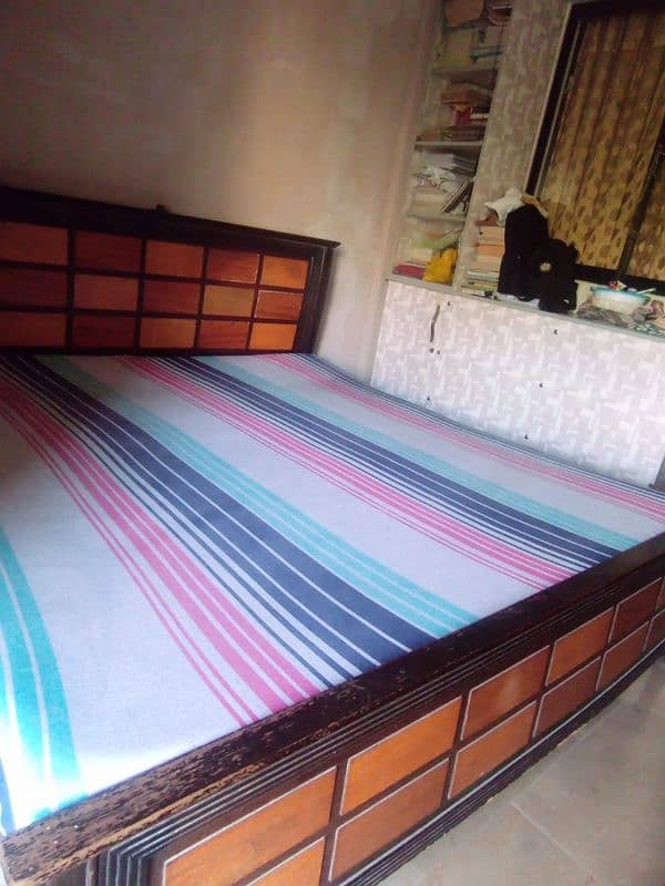 King Size Bed 2