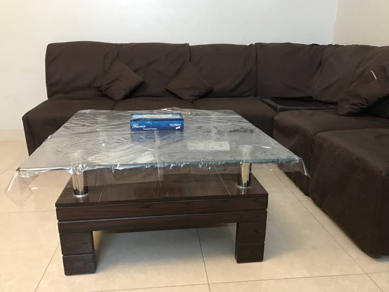 L shaped 5 Seater Sofa with wooden center table 1