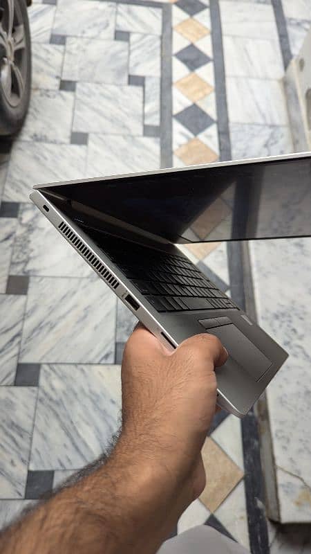 HP Elitebook 840 G5 2