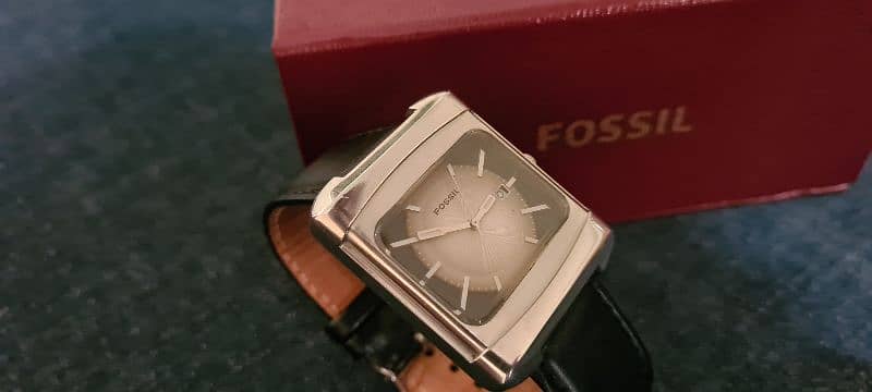 Fossil Gents wrist watch square dial Rare n Unique edition fossil 19