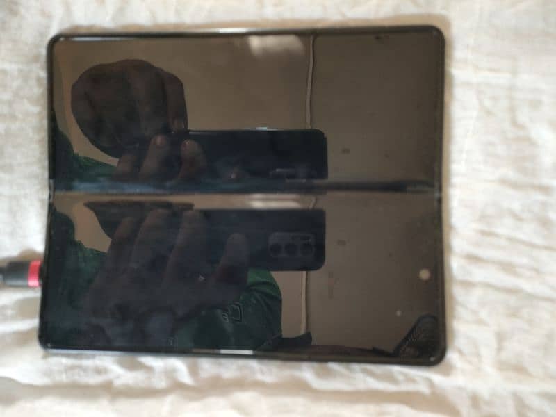 Samsung galaxy fold 3 Non PTA 3