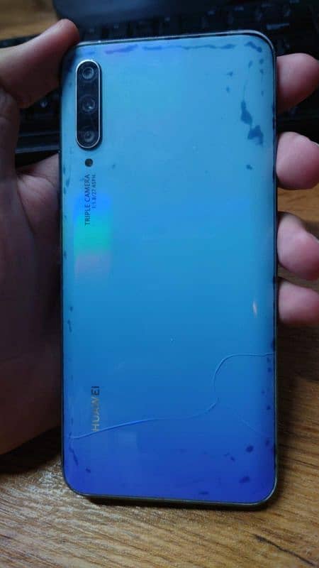 Huawei Y9s 0