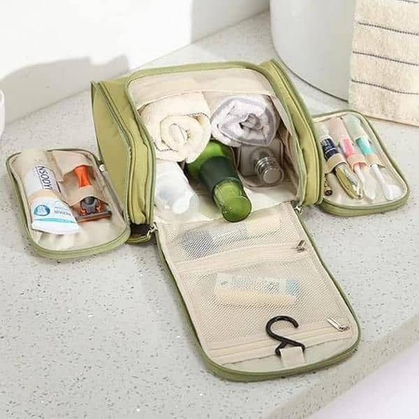 Toiletry travel case _Reusable and stylish storage solution 0