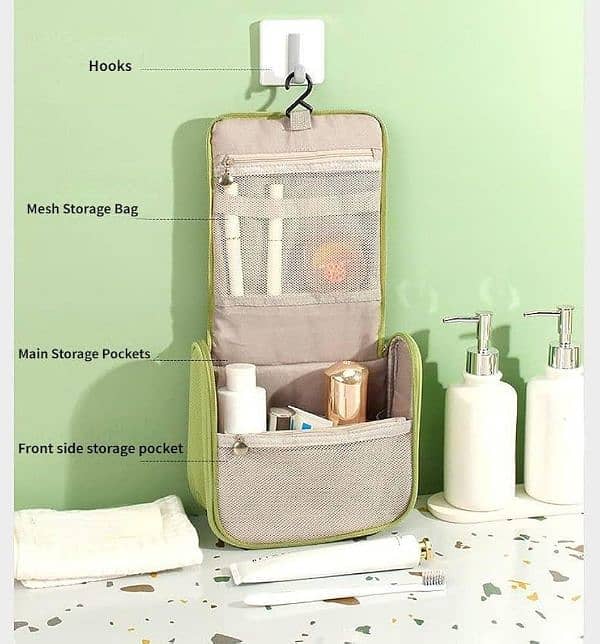 Toiletry travel case _Reusable and stylish storage solution 2