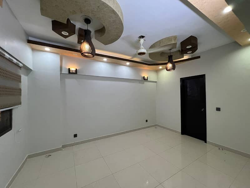 Leased 3 Bed DD Luxurious Apartment For Sale City Tower And Shopping Mall 14