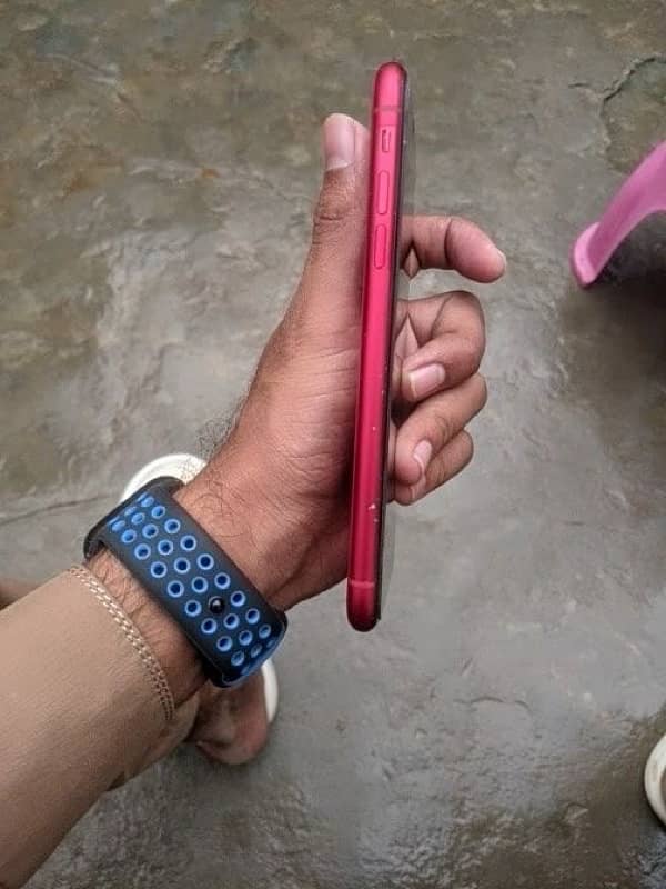 iphone xr ios 18.1 jv pta approved bs bettry change he baki a to z ok 1