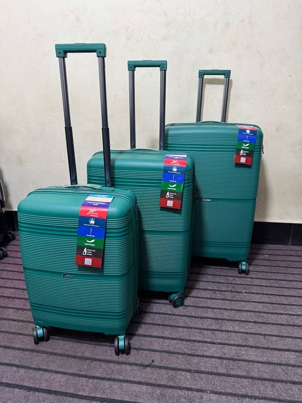 Luggage bags/ travel suitcases/ trolley bags/ travel trolley/ attachi 13