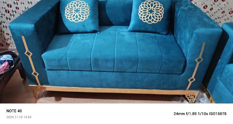 poshish sofa set brand new 5