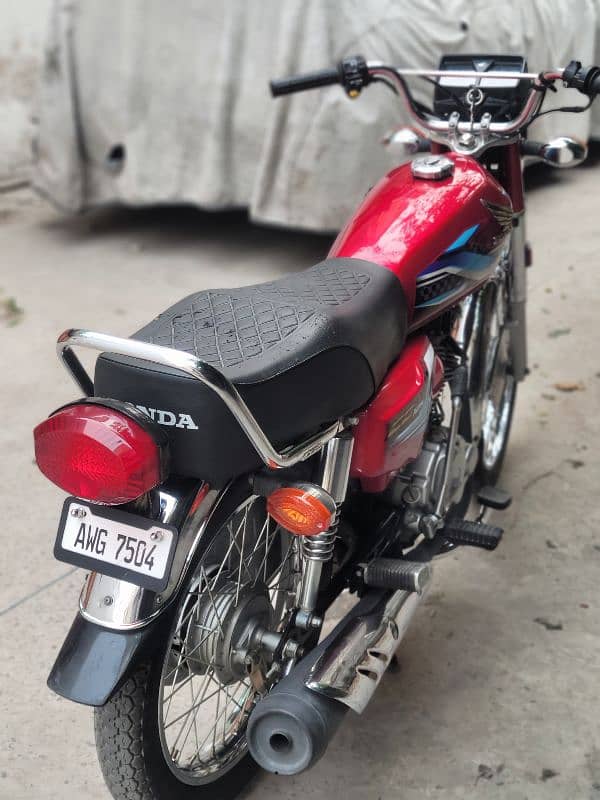 Honda CG125 2024 4