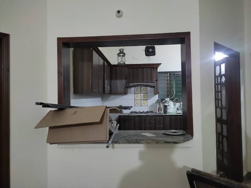 10 MARLA UPPER PORTION AVAILABLE FOR RENT 11