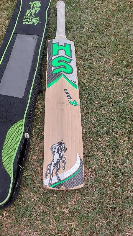 Cricket bat HS core7 7