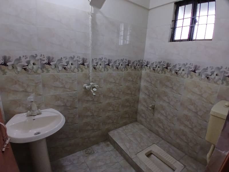 400 SQUARE YARDS CORNER SINGLE STORY INDEPENDENT HOUSE FOR RENT IN JAUHAR 7