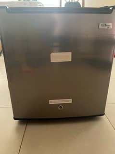 Mini Refrigerator (Single Door) - GNR-183 S. S - Like new condition!