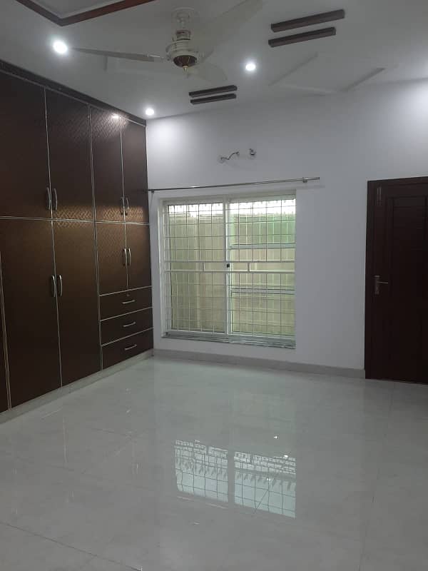 20 Marla upper portion for rent 3