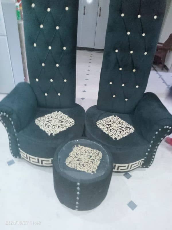 sofa set for sale urgent 0