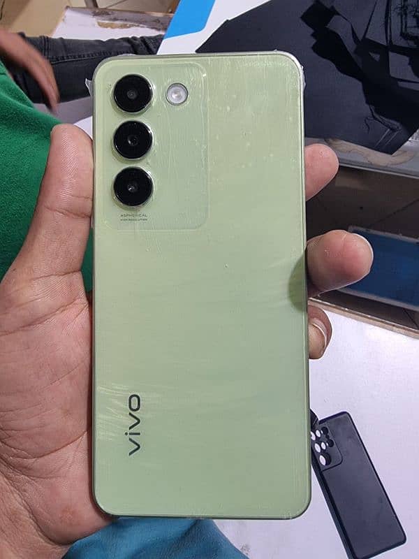 vivo y100 7