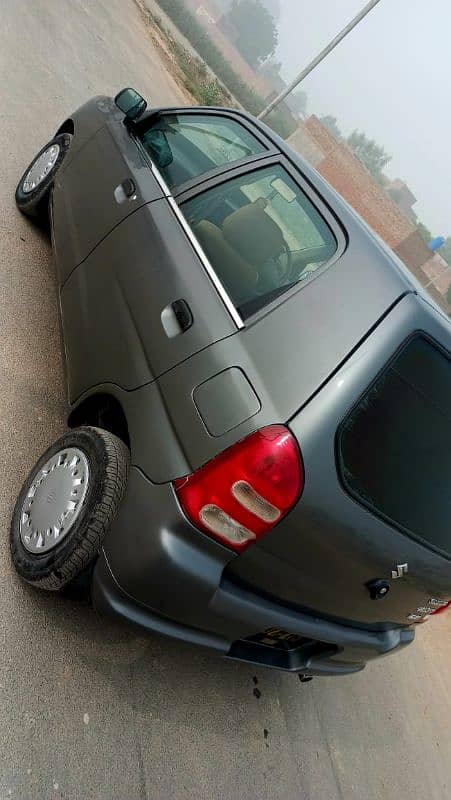 Suzuki Alto 2011 4