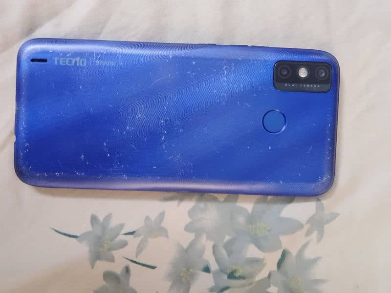 tecno spark 6 go 2 32 gb phone in good condition 8