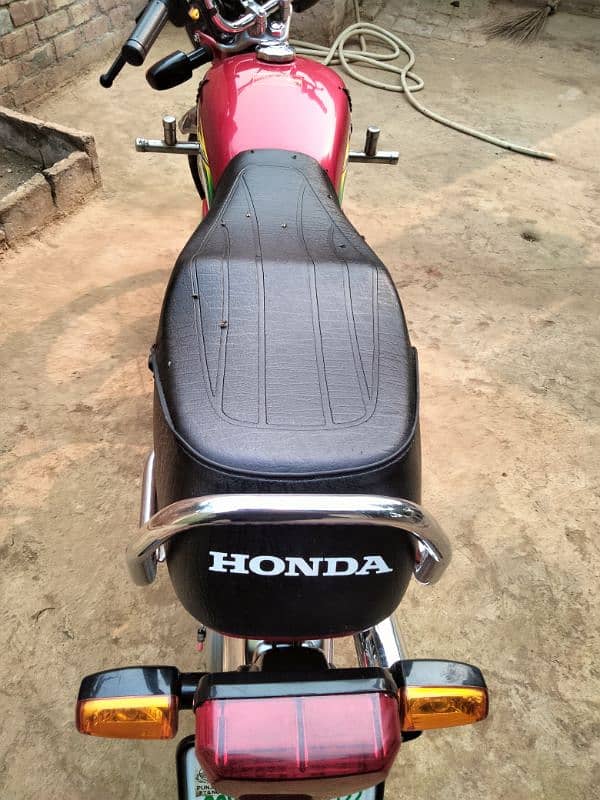 HONDA CD70 TOTAL GENUINE 10