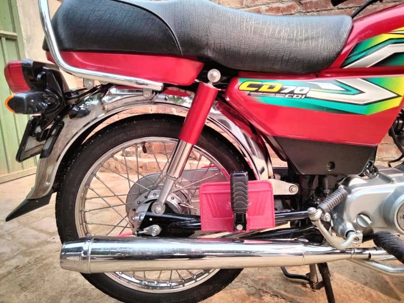 HONDA CD70 TOTAL GENUINE 18