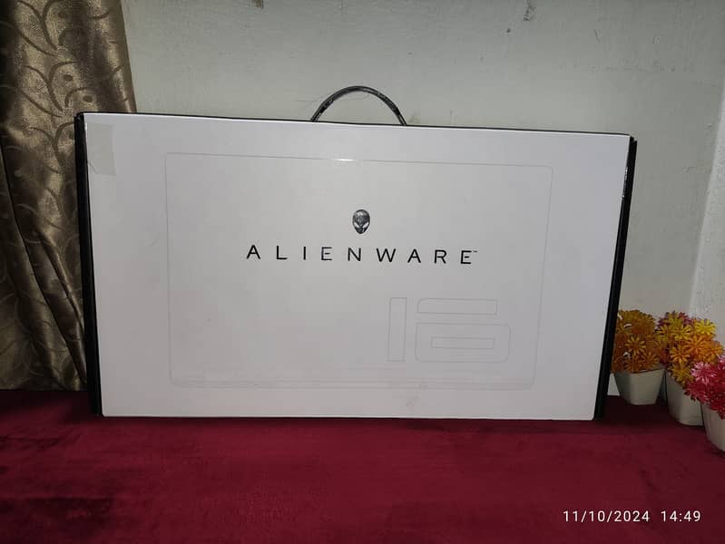 ALIENWARE M16 R2 Laptop with Intel Ultra 9 processor 185H & RTX 4060 3