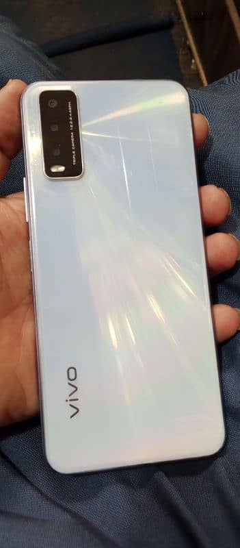 Vivo Y20 4/64 with box Glass change Lush condition 5