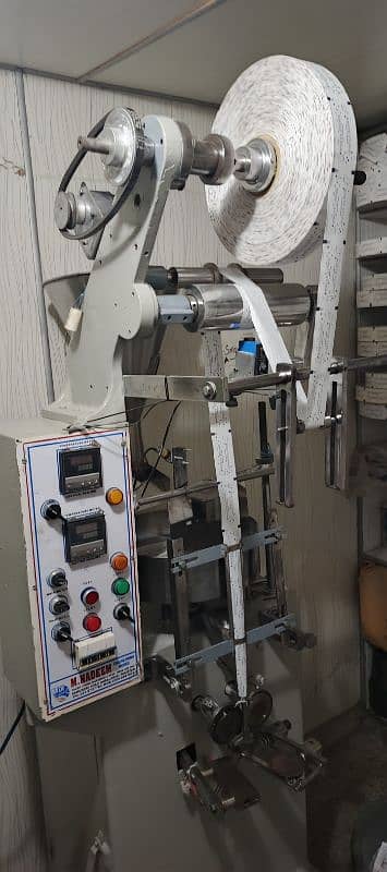 SUGAR SACHET PACKING MACHINE 3