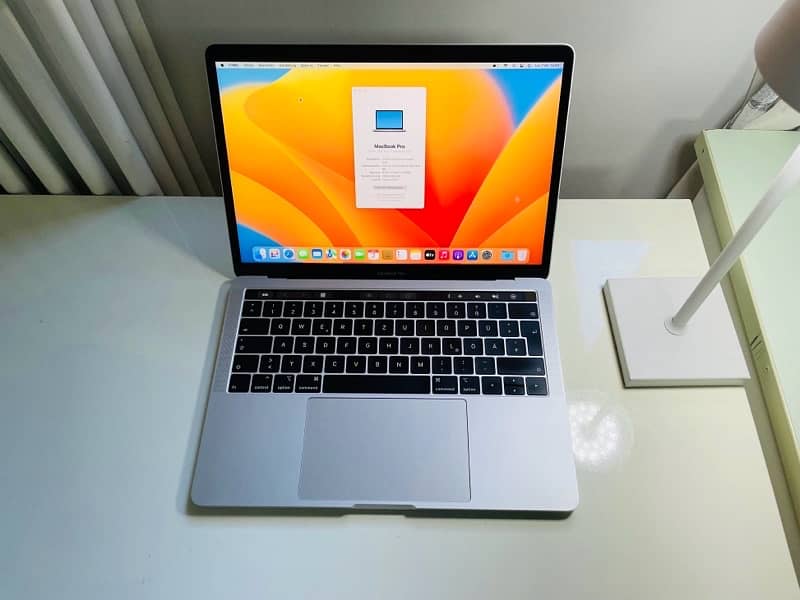 Apple MacBook Pro 2019 0