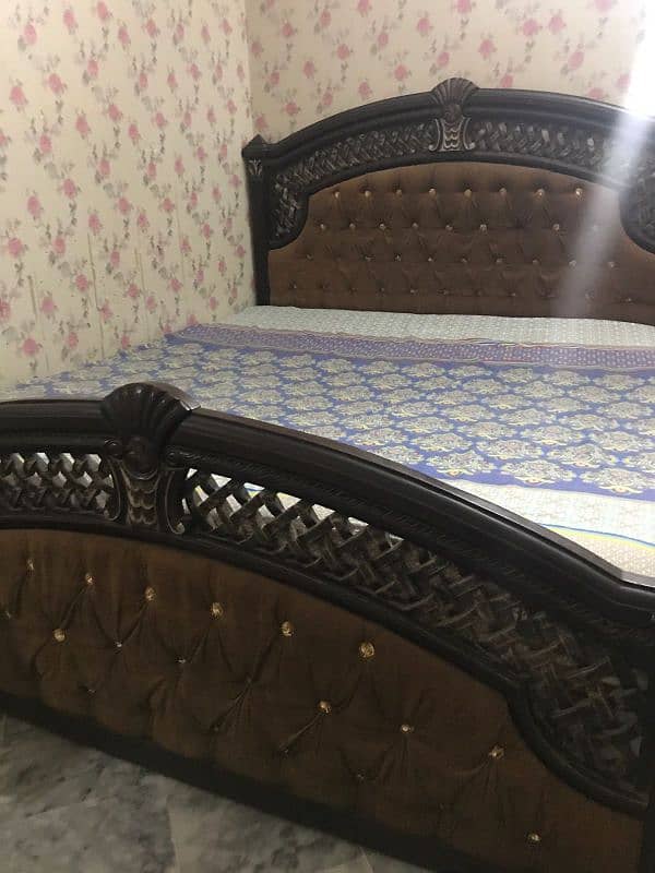 king size bed 3