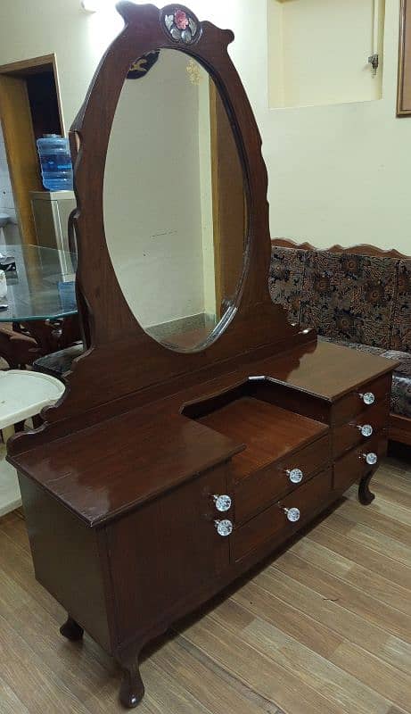 Dressing Table 2