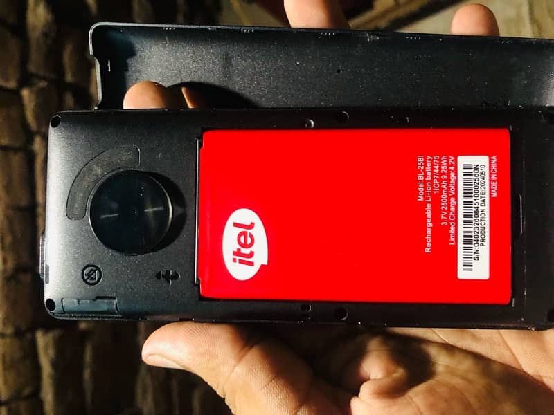 itel 4G for Hotspot brand new with box charger 1