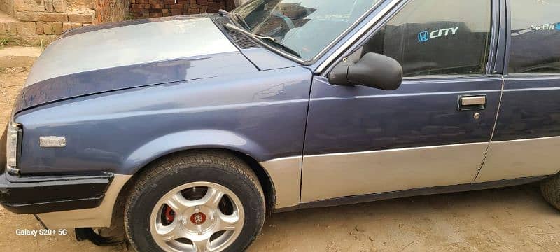 Nissan Sunny 1984 14